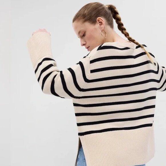 Gap Split Hem Crew Neck Sweater in Black and Cream Stripe; Oversized; Size S - Picture 1 of 5